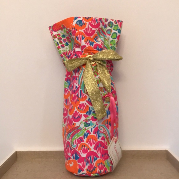 NWT Lilly Pulitzer Wine Tote Bag | I’m So Hooked - Picture 2 of 5